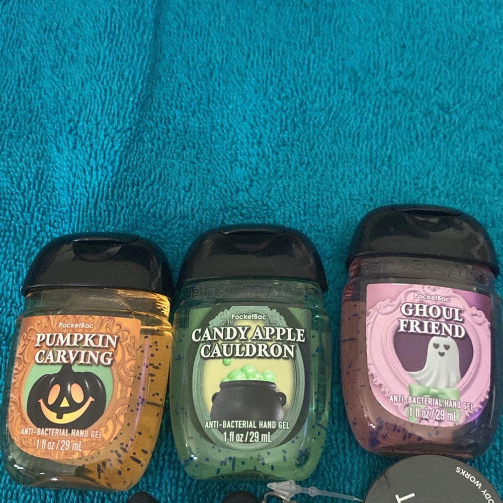 2025 Halloween Bath and Body Work Pink Cat holder light up  with 3 PocketBac - Picture 2 of 4